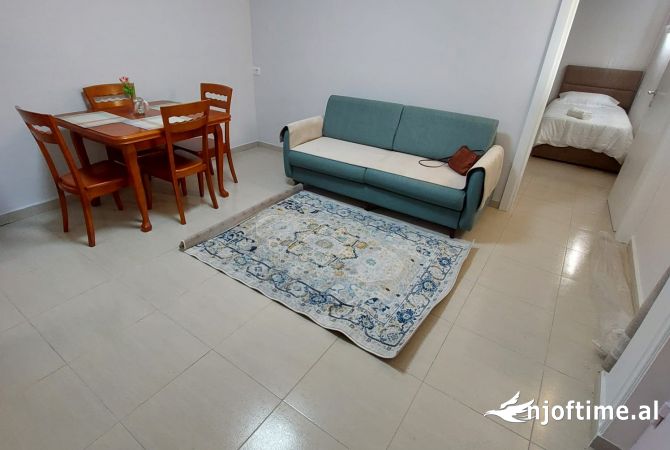 Shtepi me qera 1+1 ne Tirane - 45,000 Leke