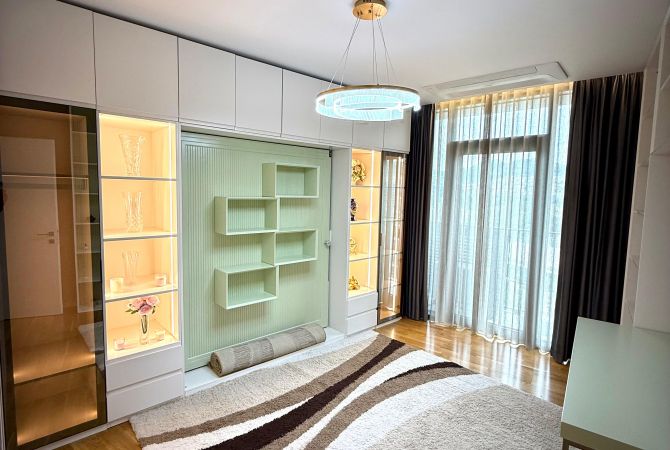 Apartment for sale in Tirana 4+1, Furnished