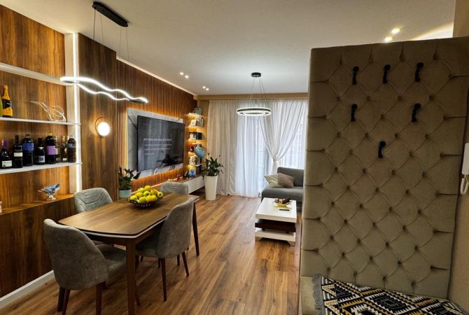 Apartment for sale in Tirana 2+1, Furnished