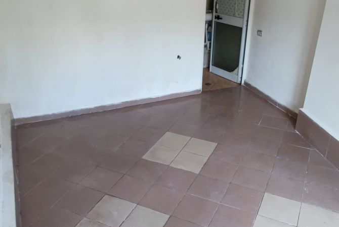 Ambient biznesi me qera 1+1 ne Tirane - 300 Euro