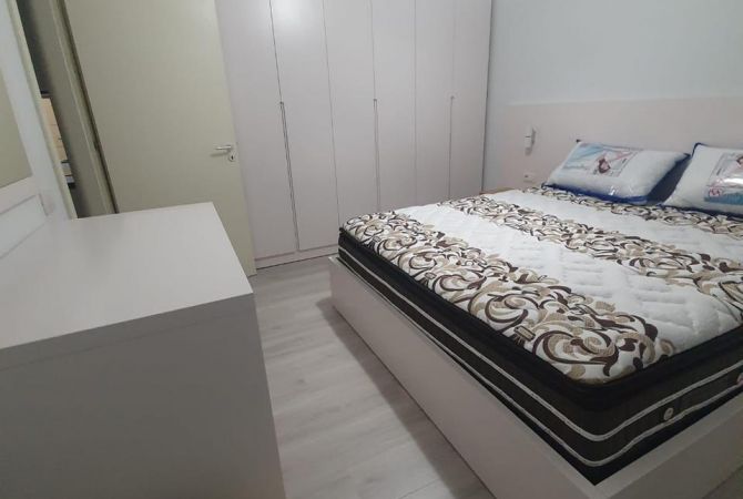 Shtepi me qera Apartament ne Tirane, 1+1, Mobilimi E mobiluar, Pagesa 600  Euro.