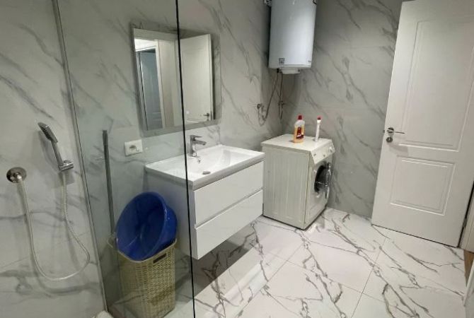 Shtepi ne shitje Apartament ne Tirane, 2+1, Mobilimi E mobiluar, Pagesa 200,001  Euro.