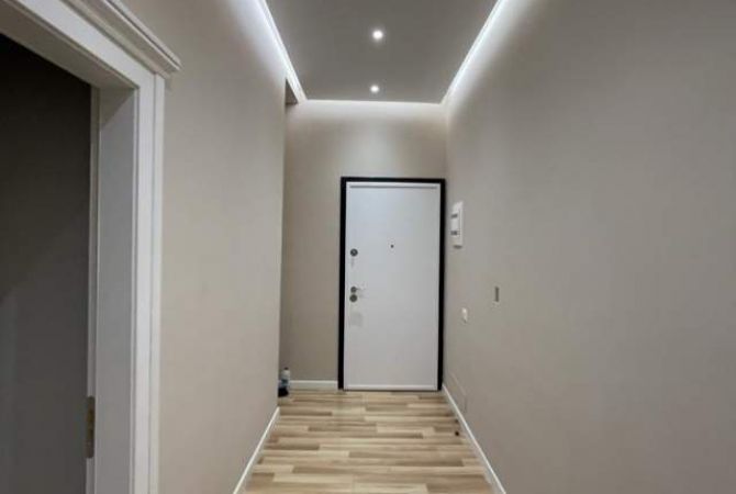 Shtepi ne shitje Apartament ne Tirane, 1+1, Mobilimi Bosh, pa mobiluar, Pagesa 286,000  Euro.