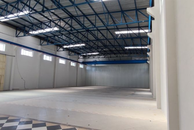 Ambient biznesi me qera 4+1 ne Tirane - 4,500 Euro