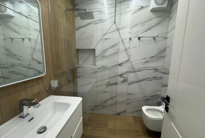 Shtepi me qera Apartament ne Tirane, 2+1, Mobilimi E mobiluar, Pagesa 700  Euro.