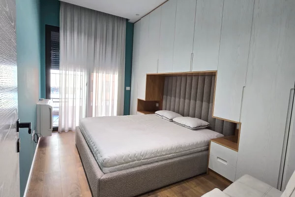 Shtepi me qera Apartament ne Tirane, 1+1, Mobilimi E mobiluar, Pagesa 850  Euro.