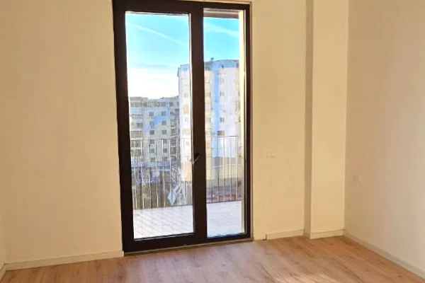 Shtepi ne shitje Apartament ne Tirane, 2+1, Mobilimi Bosh, pa mobiluar, Pagesa 397,094  Euro.