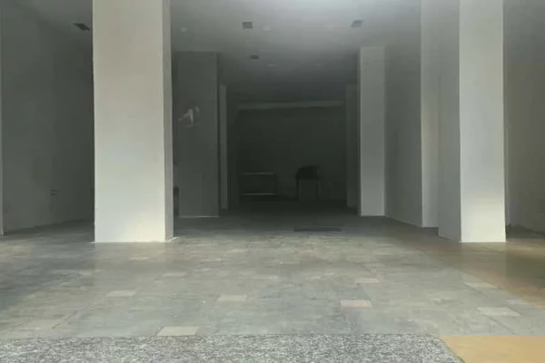 Business Property for Rent 1+1 in Tirana - 1,500 Euro