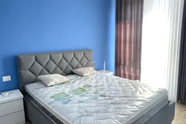 Shtepi me qera Apartament ne Tirane, 2+1, Mobilimi E mobiluar, Pagesa 1,100  Euro.