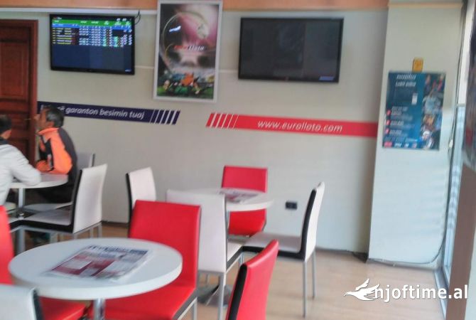 Business Property for Rent 1+1 in Elbasan - 60,000 Leke