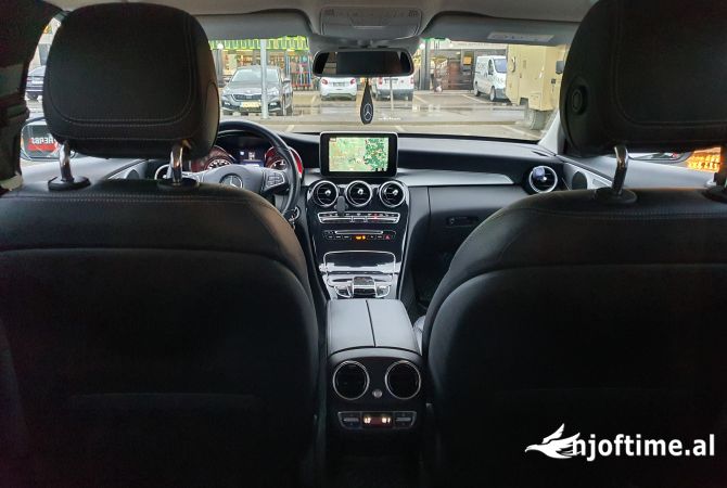 Makina ne shitje  ne Tirane - 19,500 Euro