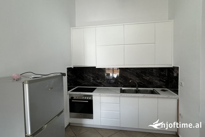 Shtepi me qera 1+1 ne Tirane - 500 Euro