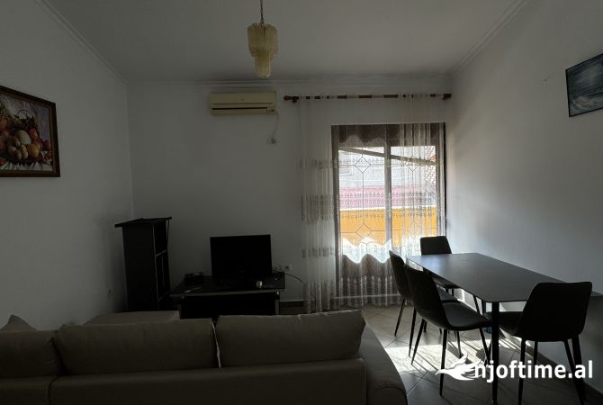 Shtepi me qera 1+1 ne Tirane - 500 Euro