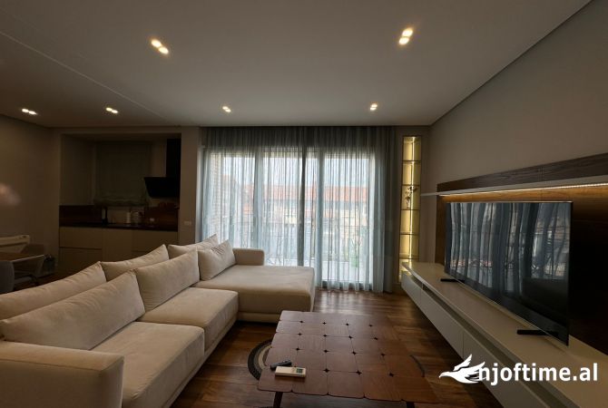 Shtepi me qera 2+1 ne Tirane - 1,200 Euro