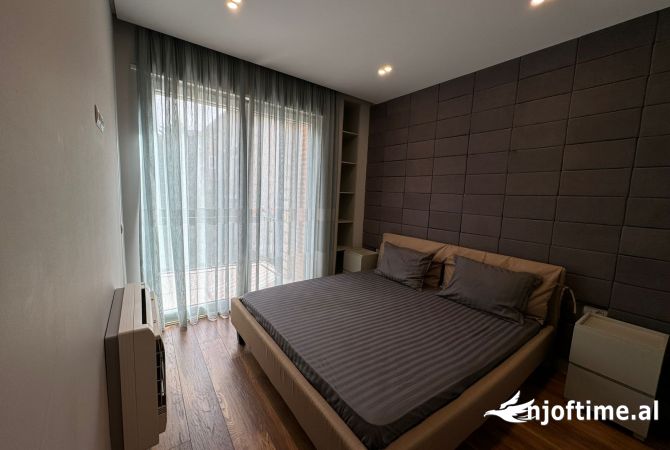 Shtepi me qera 2+1 ne Tirane - 1,200 Euro