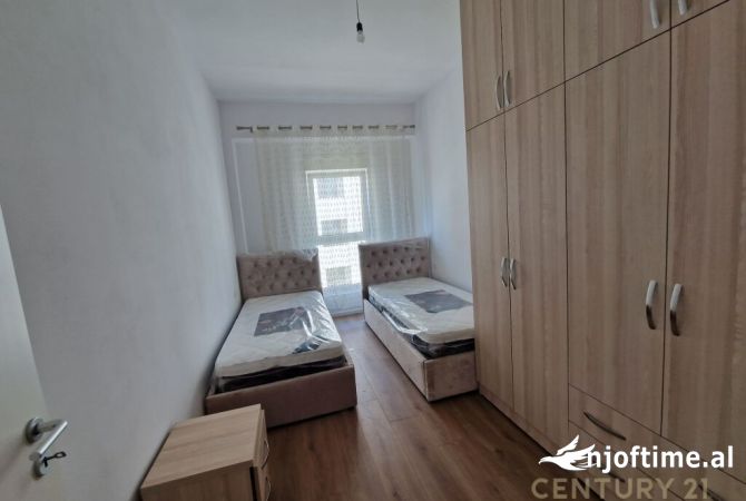 Shtepi me qera 2+1 ne Tirane - 550 Euro