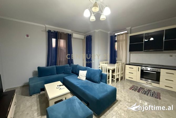 Shtepi me qera 2+1 ne Tirane - 650 Euro