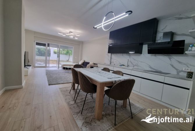 Shtepi ne shitje 2+1 ne Tirane - 180,000 Euro