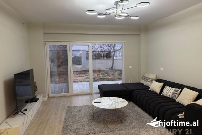 Shtepi ne shitje 2+1 ne Tirane - 180,000 Euro