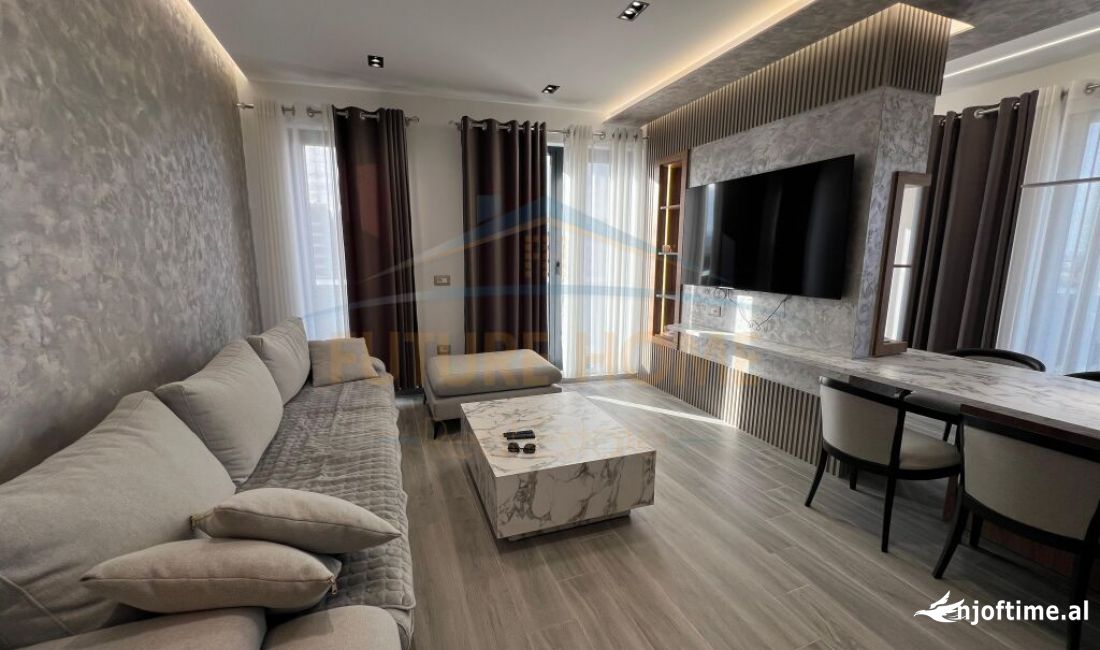 Shtepi me qera Apartament ne Tirane, 2+1, Mobilimi E mobiluar, Pagesa 1,300  Euro.