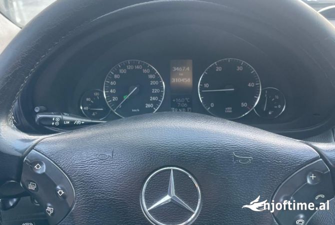 Makina ne shitje  ne Tirane - 4,000 Euro