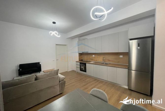 Shtepi me qera Apartament ne Tirane, 1+1, Mobilimi E mobiluar, Pagesa 400  Euro.