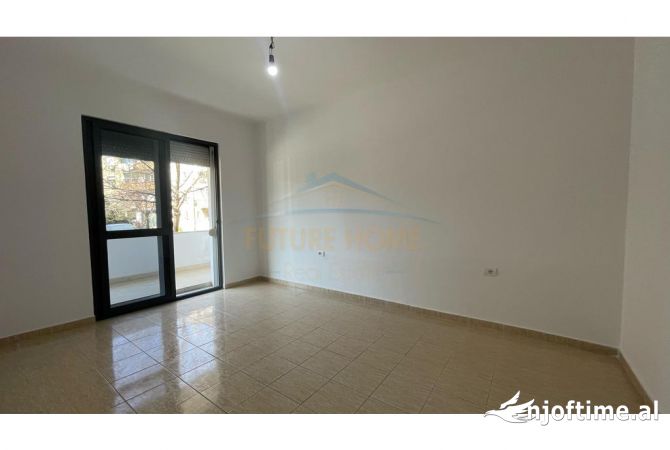 Shtepi me qera 2+1 ne Tirane - 400 Euro
