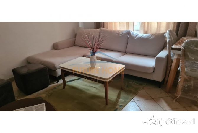Shtepi me qera 2+1 ne Tirane - 490 Euro
