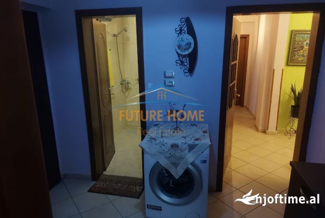 Shtepi me qera Apartament ne Tirane, 2+1, Mobilimi E mobiluar, Pagesa 500  Euro.