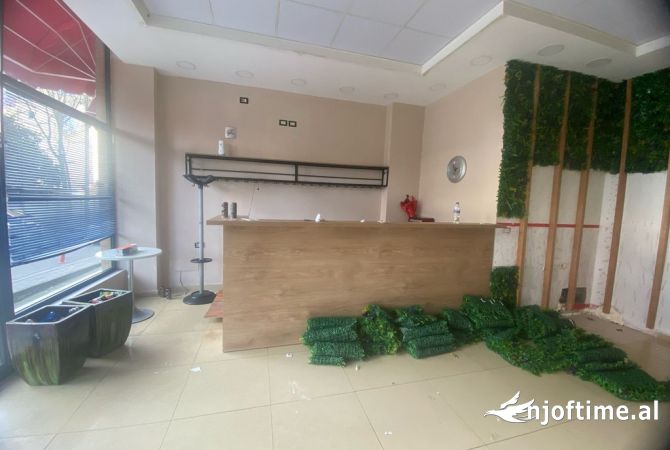 Ambient biznesi me qera 1+1 ne Tirane - 45,000 Leke