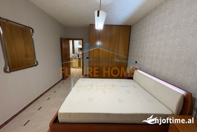 Shtepi me qera Apartament ne Tirane, 2+1, Mobilimi E mobiluar, Pagesa 1,000  Euro.