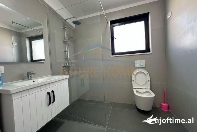 Shtepi ne shitje Apartament ne Tirane, 3+1, Mobilimi E mobiluar, Pagesa 210,000  Euro.