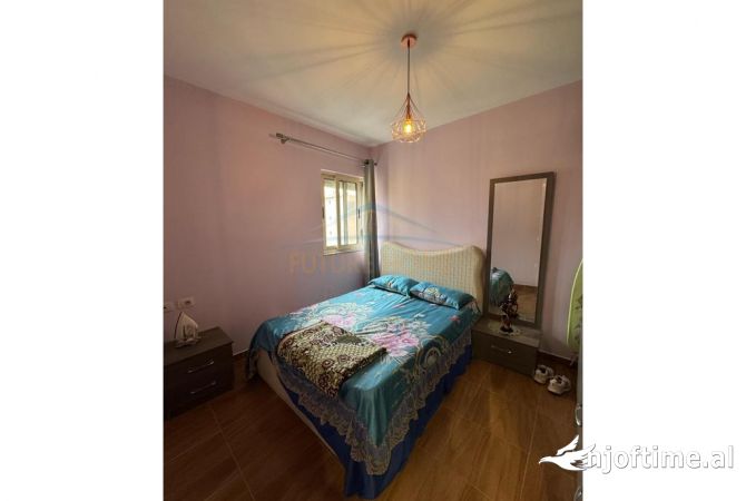 Shtepi me qera Apartament ne Tirane, 2+1, Mobilimi E mobiluar, Pagesa 500  Euro.