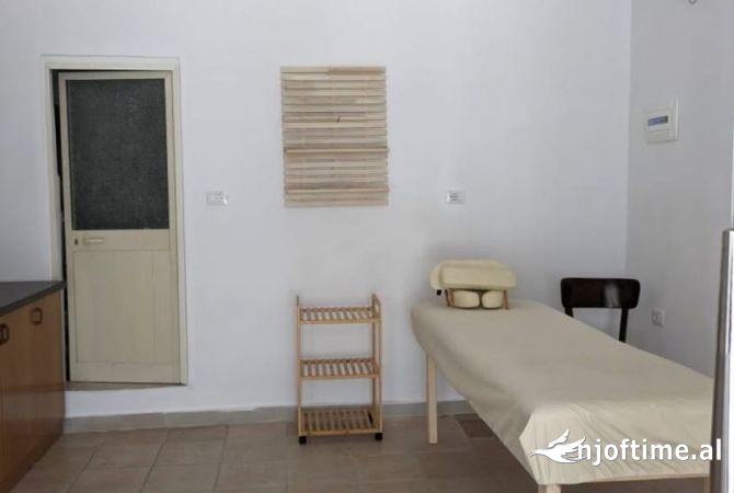 Ambient biznesi me qera 1+1 ne Tirane - 470 Euro