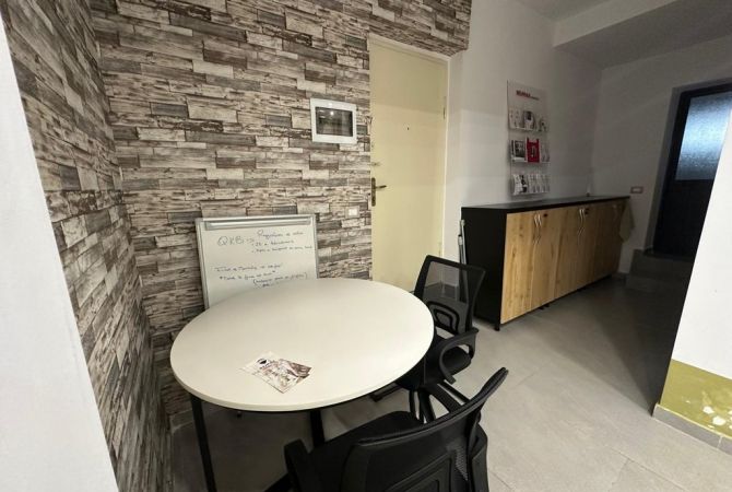 Ambjent biznesi me qera 1+1 ne Tirane - 700 Euro