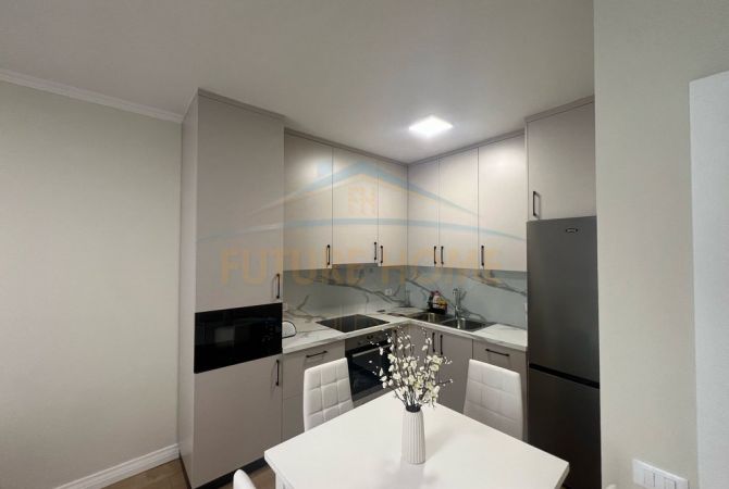 Shtepi me qera 2+1 ne Tirane - 700 Euro