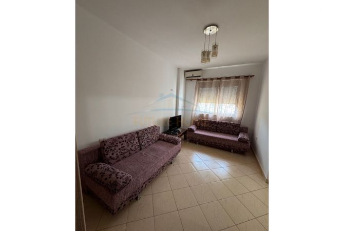 Shtepi me qera 2+1 ne Tirane - 500 Euro
