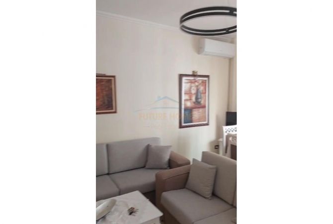 Shtepi me qera 2+1 ne Tirane - 750 Euro
