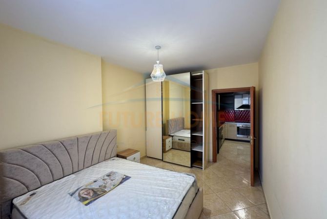 Shtepi me qera Apartament ne Tirane, 1+1, Mobilimi E mobiluar, Pagesa 430  Euro.