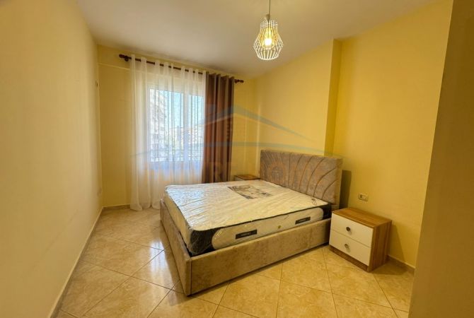 Shtepi me qera Apartament ne Tirane, 1+1, Mobilimi E mobiluar, Pagesa 430  Euro.