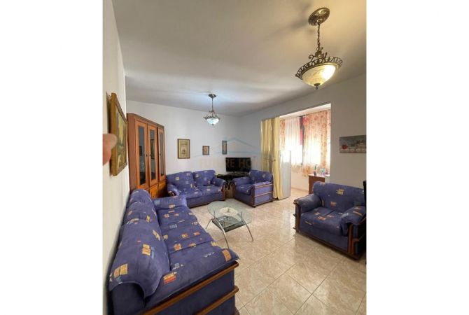 Shtepi me qera 1+1 ne Tirane - 500 Euro