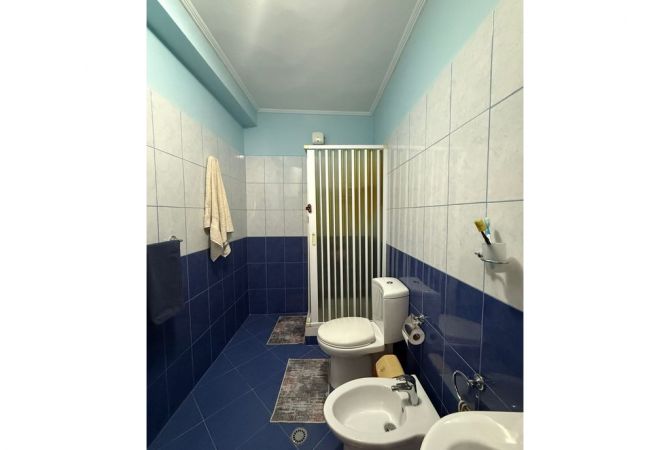 Shtepi ne shitje Apartament ne Tirane, 1+1, Mobilimi E mobiluar, Pagesa 159,000  Euro.