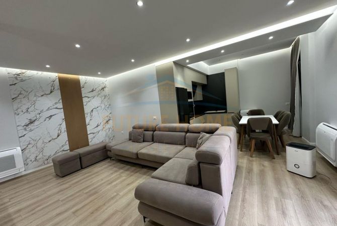 Shtepi ne shitje 2+1 ne Tirane - 270,000 Euro