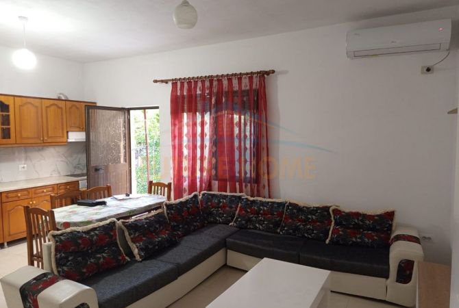 Shtepi me qera 2+1 ne Tirane - 350 Euro