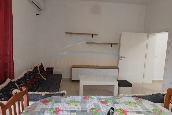 Shtepi me qera 2+1 ne Tirane - 350 Euro