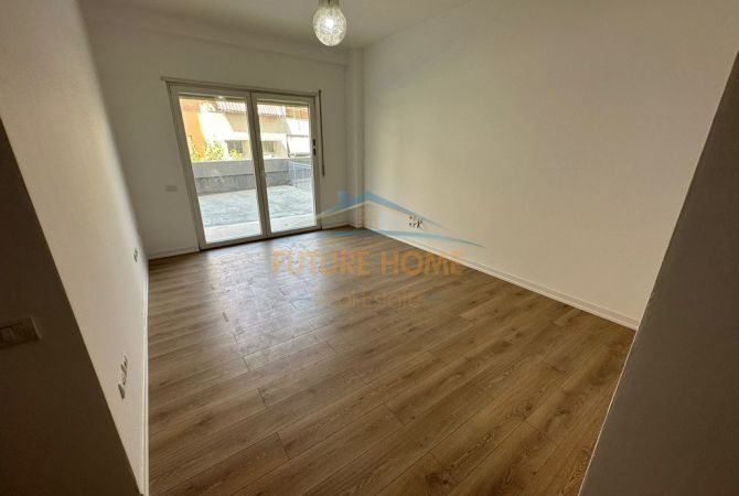 Shtepi ne shitje 2+1 ne Tirane - 300,000 Euro