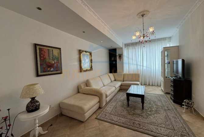 Shtepi me qera 2+1 ne Tirane - 630 Euro
