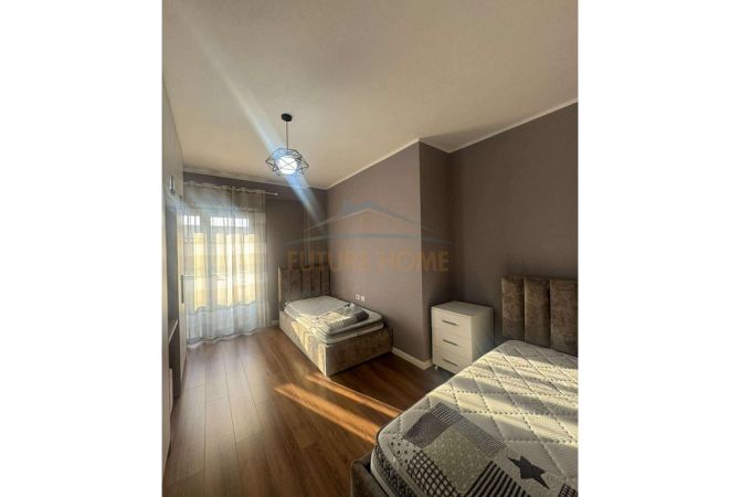 Shtepi me qera Apartament ne Tirane, 2+1, Mobilimi E mobiluar, Pagesa 650  Euro.