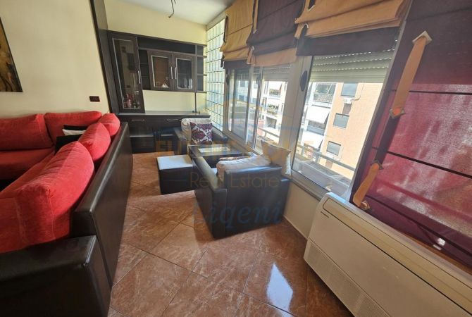 Shtepi ne shitje 3+1 ne Tirane - 190,000 Euro