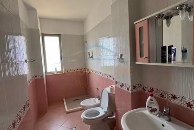 Shtepi me qera 2+1 ne Tirane - 500 Euro
